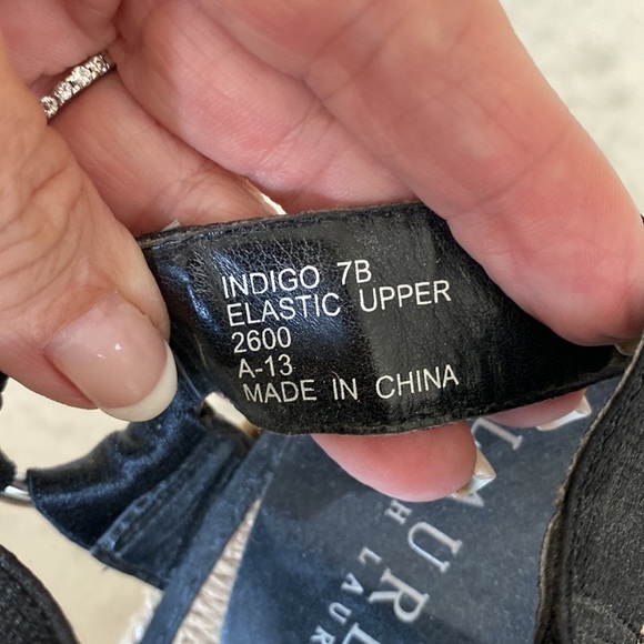 Ralph Lauren Blk Wedge sz 7 - Picture 9 of 9